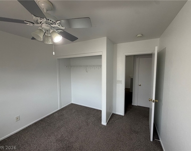 6189 Sierra Blue Court - Photo Thumbnail 25
