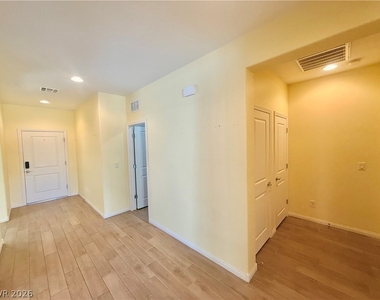 5310 E San Palo Drive - Photo Thumbnail 4