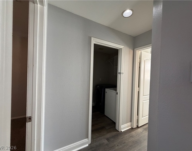 8601 Willeford Court - Photo Thumbnail 12