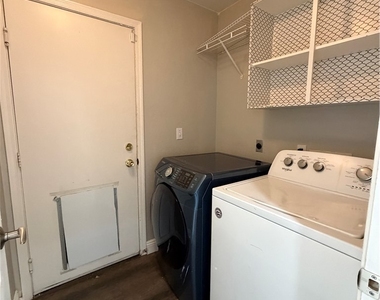 8601 Willeford Court - Photo Thumbnail 14