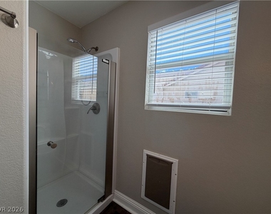8601 Willeford Court - Photo Thumbnail 16