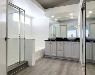 73 Sea Holly Way - Photo Thumbnail 13