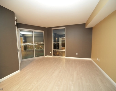 322 Karen Avenue - Photo Thumbnail 1