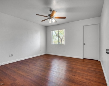 7885 W Flamingo Road - Photo Thumbnail 9
