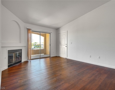 7885 W Flamingo Road - Photo Thumbnail 2