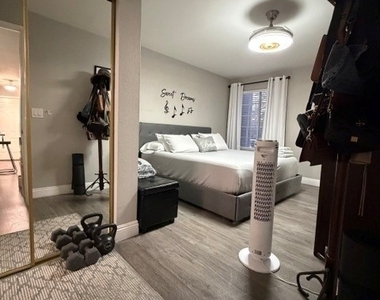 2200 S Fort Apache Road - Photo Thumbnail 4