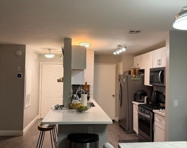 2200 S Fort Apache Road - Photo Thumbnail 11