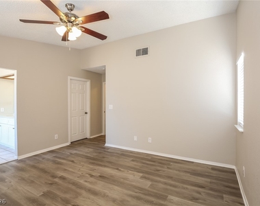 6236 Barkstone Avenue - Photo Thumbnail 7