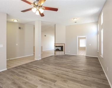 6236 Barkstone Avenue - Photo Thumbnail 2