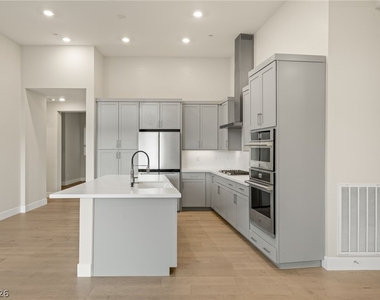 4138 Salisto Street - Photo Thumbnail 14