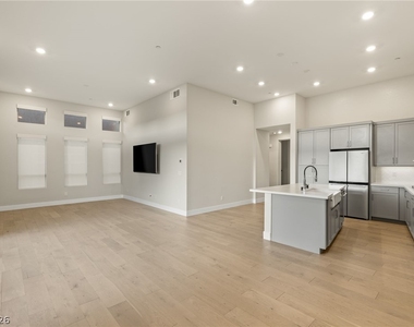 4138 Salisto Street - Photo Thumbnail 8
