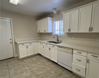 1304 Wengert Avenue - Photo Thumbnail 10