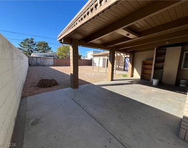 1304 Wengert Avenue - Photo Thumbnail 3
