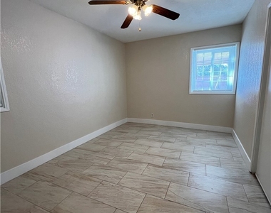 1304 Wengert Avenue - Photo Thumbnail 17