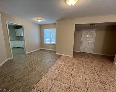 1304 Wengert Avenue - Photo Thumbnail 9