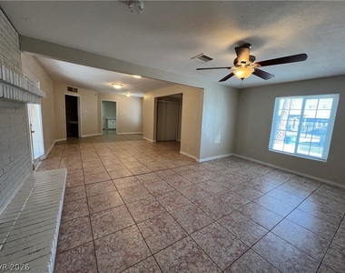 1304 Wengert Avenue - Photo Thumbnail 8