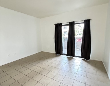8250 N Grand Canyon Drive - Photo Thumbnail 3