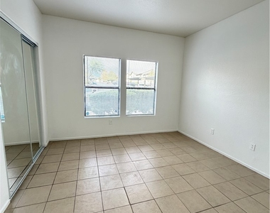 8250 N Grand Canyon Drive - Photo Thumbnail 6