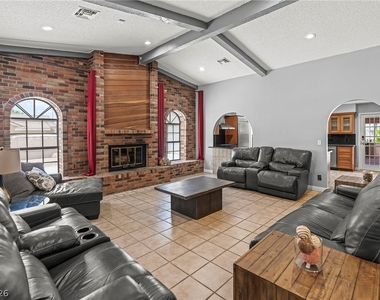 1765 Belcastro Street - Photo Thumbnail 7