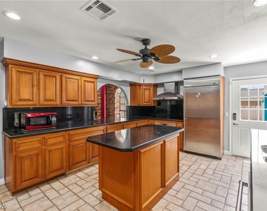 1765 Belcastro Street - Photo Thumbnail 31