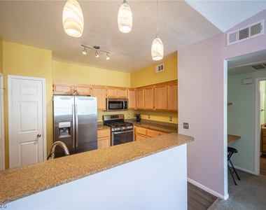 10550 W Alexander Road - Photo Thumbnail 17