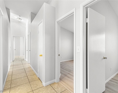3731 Shadow Tree Street - Photo Thumbnail 20