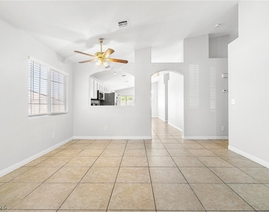 3731 Shadow Tree Street - Photo Thumbnail 6