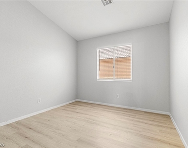 3731 Shadow Tree Street - Photo Thumbnail 29