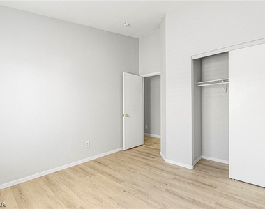 3731 Shadow Tree Street - Photo Thumbnail 28