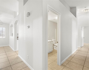 3731 Shadow Tree Street - Photo Thumbnail 19