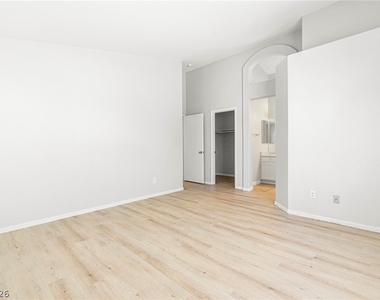 3731 Shadow Tree Street - Photo Thumbnail 25
