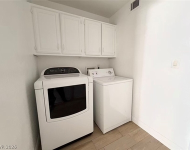 3174 Bel Air Drive - Photo Thumbnail 18