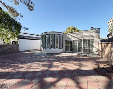 3174 Bel Air Drive - Photo Thumbnail 20