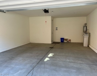 76 Kimberlite Drive - Photo Thumbnail 18
