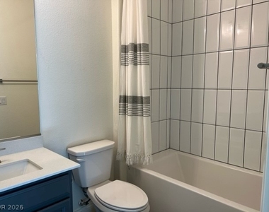 76 Kimberlite Drive - Photo Thumbnail 13