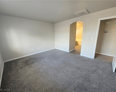16 Frad Avenue - Photo Thumbnail 25