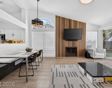 152 Cantamar Street - Photo Thumbnail 10