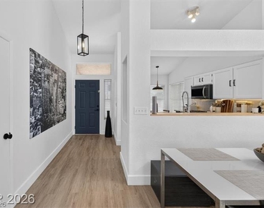 152 Cantamar Street - Photo Thumbnail 3