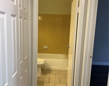 2853 Wheelwright Drive - Photo Thumbnail 14