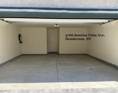 3766 Sonrisa Vista Avenue - Photo Thumbnail 26