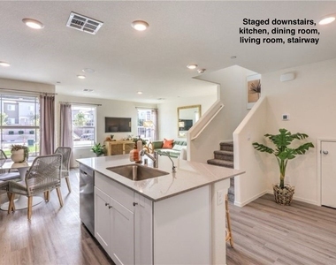 3766 Sonrisa Vista Avenue - Photo Thumbnail 1