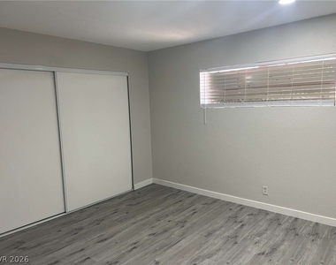 3391 Brussels Street - Photo Thumbnail 13