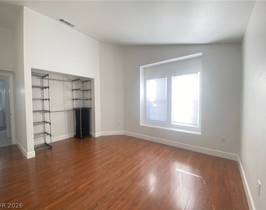 608 Maxley Court - Photo Thumbnail 19