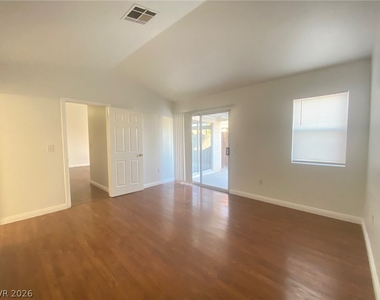 608 Maxley Court - Photo Thumbnail 11