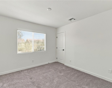 10012 Griffin Creek Street - Photo Thumbnail 14