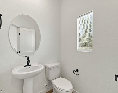 10012 Griffin Creek Street - Photo Thumbnail 8