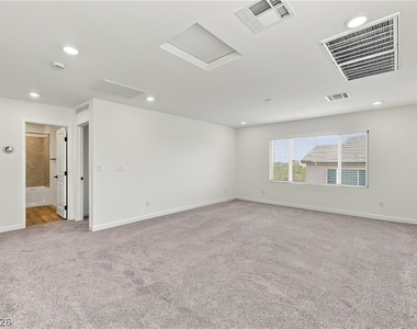 10012 Griffin Creek Street - Photo Thumbnail 19