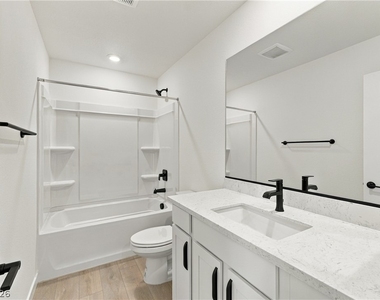 10012 Griffin Creek Street - Photo Thumbnail 16