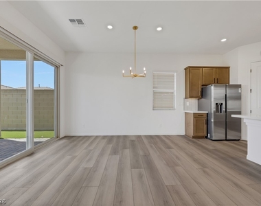 1570 Rock Kestrel Street - Photo Thumbnail 15