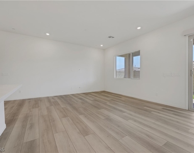 1570 Rock Kestrel Street - Photo Thumbnail 13